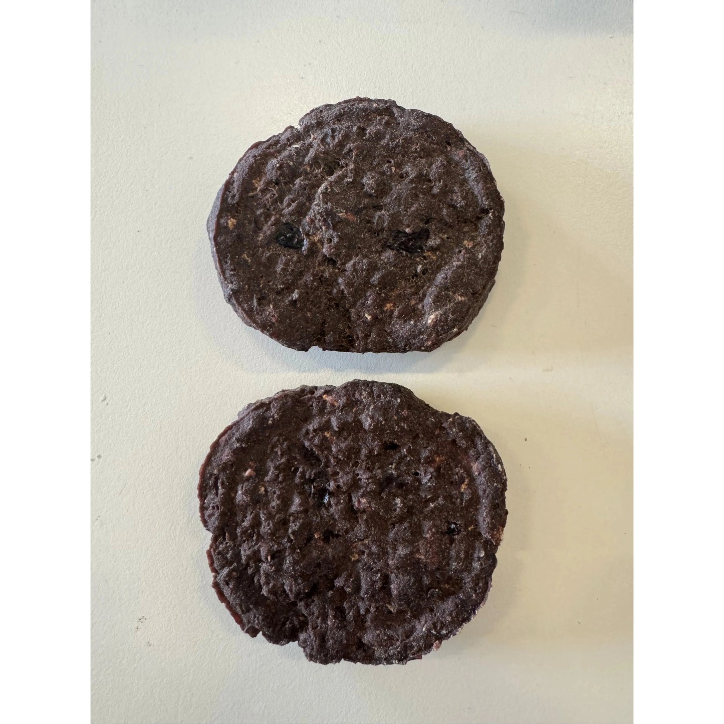 Black Angus Burger 2er Pack - Hund - Swiss Mountain Petfood - Marigin AG Onlineshop für Tierbedarf Black Angus Burger 2er Pack - Hund - 1 x 80 g Kauartikel