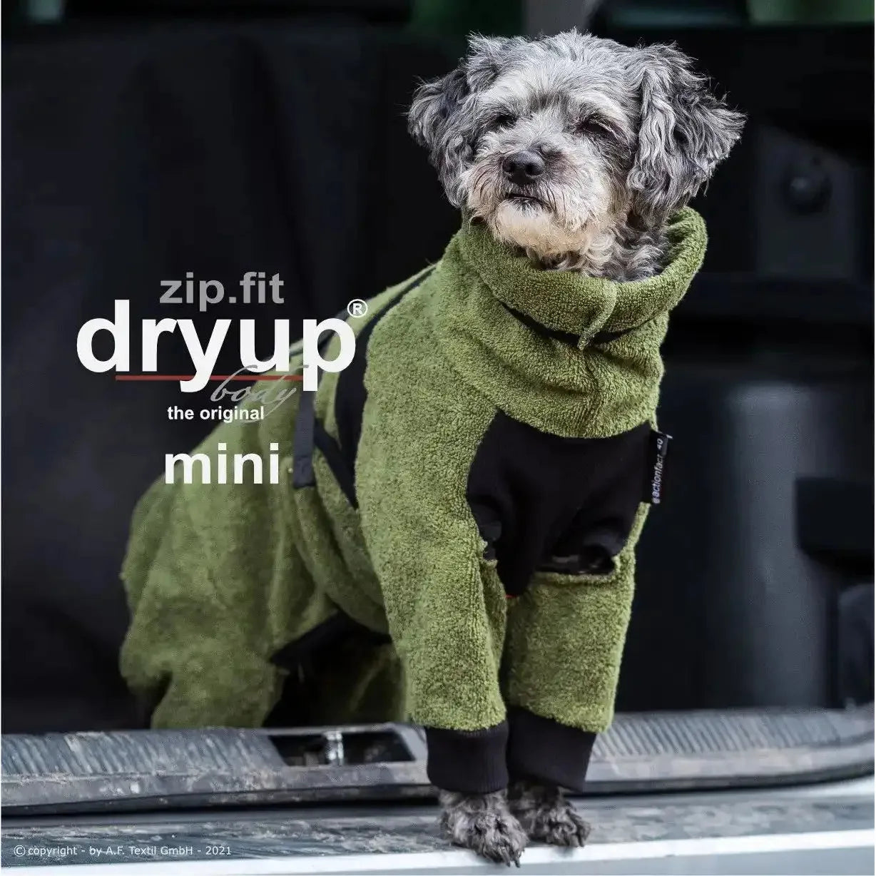 Dryup Body zip.fit MINI & STANDARD - Action Factory - Marigin AG Onlineshop für Tierbedarf Dryup Body zip.fit MINI & STANDARD - Mini / 30cm / Moos Mantel
