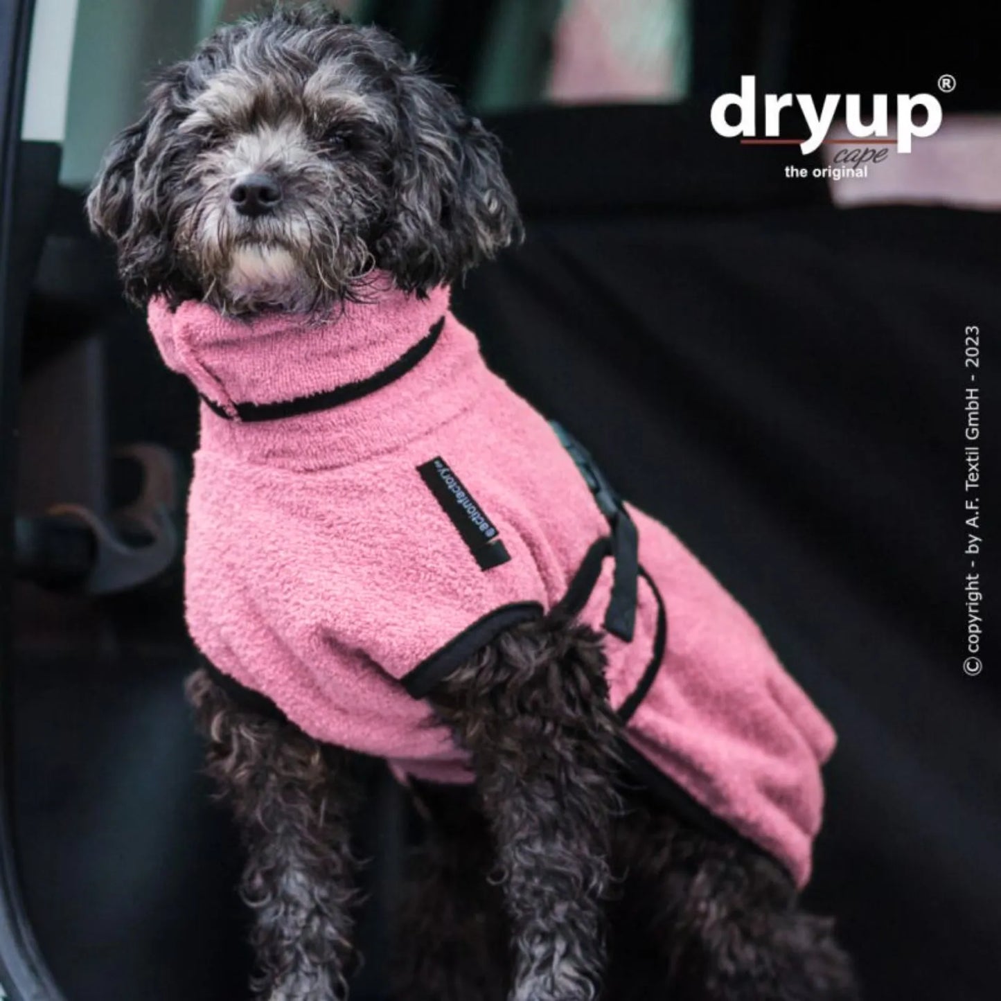 Dryup Cape MINI - Hundebademantel - Action Factory - Marigin AG Onlineshop für Tierbedarf Dryup Cape MINI - Hundebademantel - 30cm / Rose Mantel