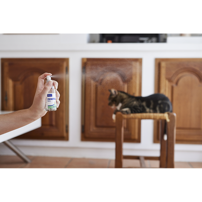 Virbac Zenifel Spray für Katzen 60 ml Anwendung